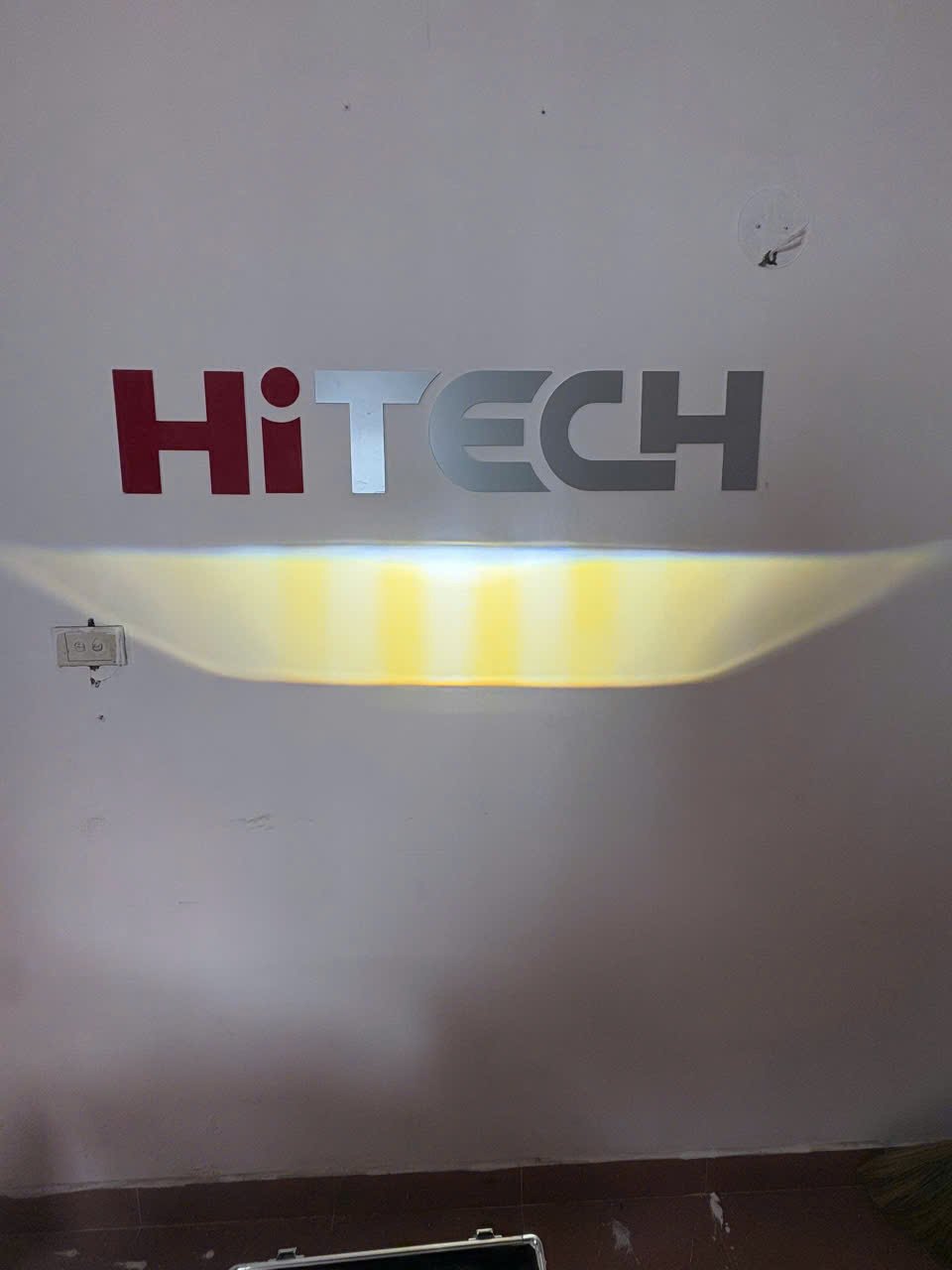 Độ bi gầm ô tô wekwolf W300 laser - Ảnh 6